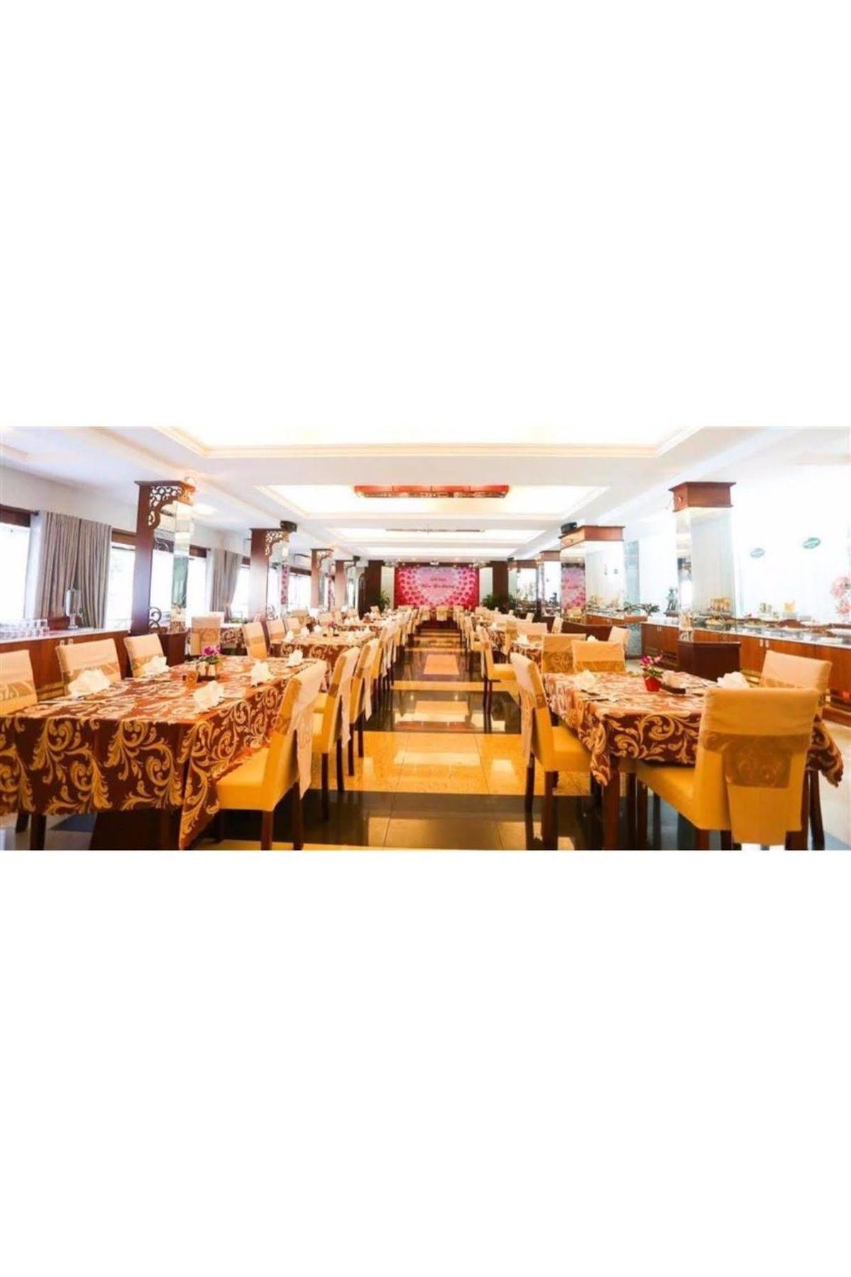 Royal Hotel Vung Tau Esterno foto